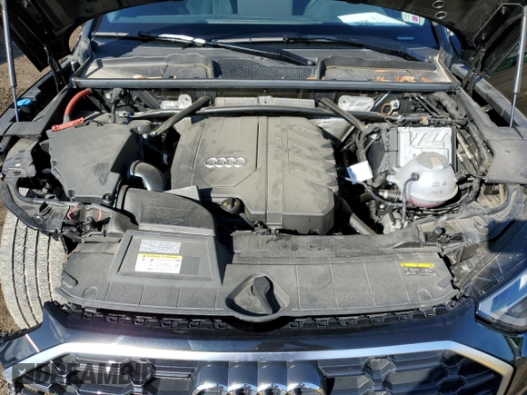 2023 Audi Q5 S line Premium Plus with VIN WA1EABFY8P2069068, listed as a Copart auction lot 80244404 with 15,253 mi miles and Salvage Title. Bid and sale history available at DreamBid. Image 12.