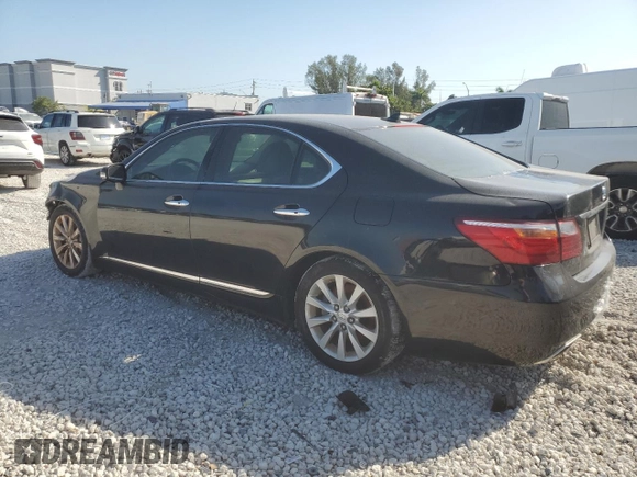 2012 Lexus LS 460 z VIN JTHCL5EF5C5014271, wystawiony jako Copart lot #48964945 z przebiegiem Nie podano mil oraz Czysty tytuł • Clean title. Historia ofert i sprzedaży dostępna na DreamBid. Obrazek 2.