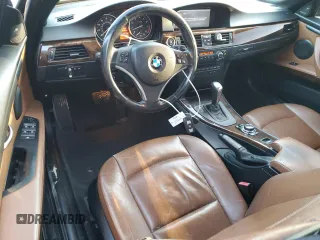 2012 BMW 3 Series 328i z VIN WBADW3C51CE824263, wystawiony jako Copart lot #42256095 z przebiegiem 181 022 mil mil oraz Nie do naprawy • Non repairable. Historia ofert i sprzedaży dostępna na DreamBid. Obrazek 8.