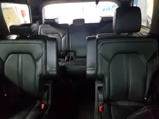 2020 Ford Expedition Limited z VIN 1FMJU2AT0LEA68797, wystawiony jako Copart lot #53725085 z przebiegiem 83 655 mil mil oraz Szkoda całkowita • Salvage title. Historia ofert i sprzedaży dostępna na DreamBid. Obrazek 10.