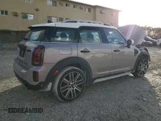 2024 MINI Countryman Cooper S with VIN WMZ53BR03R3R41479, listed as a Copart auction lot 85422814 with 8,453 mi miles and Salvage title. Bid and sale history available at DreamBid. Image 3.
