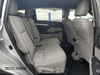 2019 Toyota Highlander LE z VIN 5TDZZRFH0KS361419, wystawiony jako Copart lot #58842235 z przebiegiem 98 295 mil mil oraz Szkoda całkowita • Salvage title. Historia ofert i sprzedaży dostępna na DreamBid. Obrazek 11.