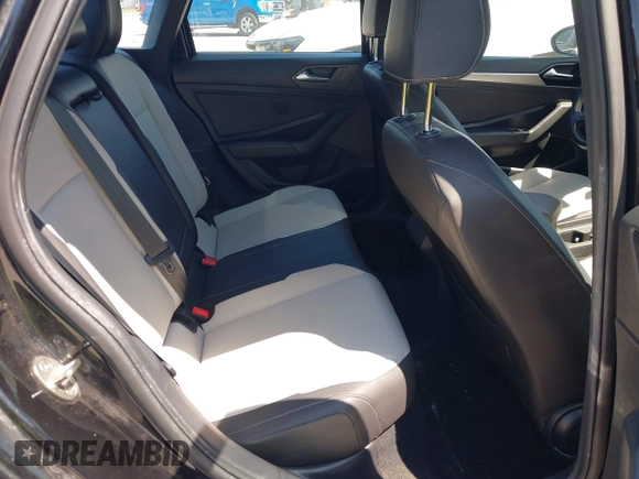 2020 Volkswagen Jetta S с VIN 3VWCB7BU4LM073158, выставлен на аукционе IAAI как лот 42345753 с пробегом 91 744 миль миль и . История ставок и продаж доступна на DreamBid. Изображение 8.