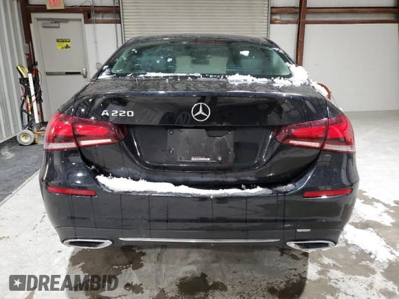 2019 Mercedes-Benz A 220 z VIN WDD3G4EB7KW021198, wystawiony jako Copart lot #51763305 z przebiegiem Nie podano mil oraz Szkoda całkowita • Salvage title. Historia ofert i sprzedaży dostępna na DreamBid. Obrazek 6.