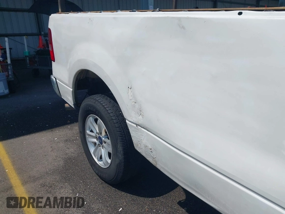 2008 Ford F-150 XL z VIN 1FTRF12W68KD45630, wystawiony jako IAAI lot #42544831 z przebiegiem 371 879 mil mil oraz . Historia ofert i sprzedaży dostępna na DreamBid. Obrazek 12.