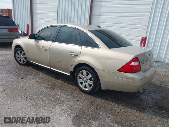 2007 Ford Five Hundred SEL z VIN 1FAFP241X7G119234, wystawiony jako IAAI lot #42142742 z przebiegiem 217 800 mil mil oraz . Historia ofert i sprzedaży dostępna na DreamBid. Obrazek 3.