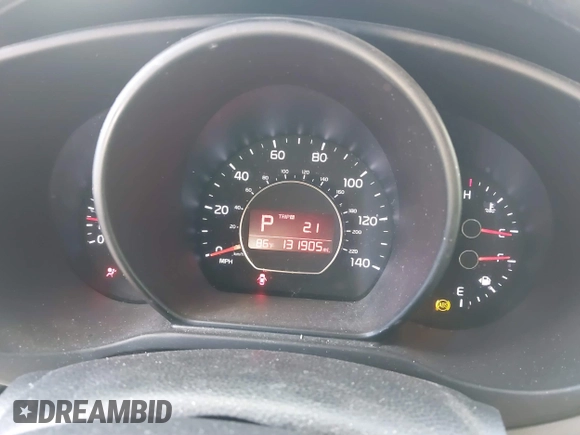 2016 Kia Soul + with VIN KNDJP3A53G7372638, listed as a IAAI auction lot 41862528 with 131,905 mi miles. Bid and sale history available at carsss.com. Image 7.