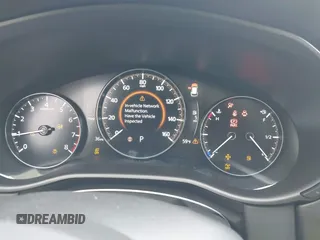 2025 Mazda CX-50 Premium z VIN 7MMVABDY2SN339010, wystawiony jako IAAI lot #42201002 z przebiegiem 36 mil mil oraz . Historia ofert i sprzedaży dostępna na DreamBid. Obrazek 7.