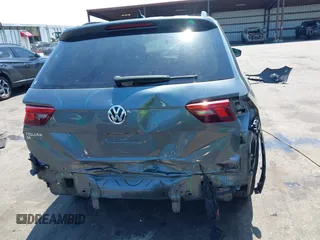 2021 Volkswagen Tiguan SE z VIN 3VV3B7AX7MM113248, wystawiony jako IAAI lot #42025906 z przebiegiem 92 442 mil mil oraz . Historia ofert i sprzedaży dostępna na DreamBid. Obrazek 16.