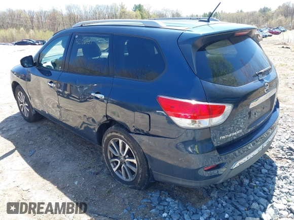 2013 Nissan Pathfinder S with VIN 5N1AR2MM5DC649148, listed as a IAAI auction lot 42126951 with 152,678 mi miles. Bid and sale history available at carsss.com. Image 3.