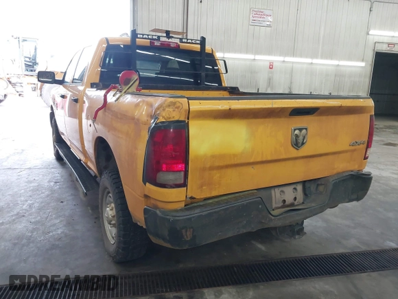 2017 Ram 2500 Tradesman z VIN 3C6TR5CT0HG711590, wystawiony jako IAAI lot #42516927 z przebiegiem 55 073 mil mil oraz . Historia ofert i sprzedaży dostępna na DreamBid. Obrazek 3.
