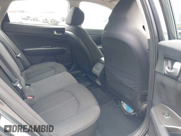 2020 Kia Optima LX with VIN 5XXGT4L37LG385708, listed as a IAAI auction lot 42428109 with 83,904 mi miles and . Bid and sale history available at DreamBid. Image 8.