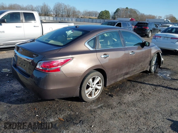 2015 Nissan Altima 2.5 S with VIN 1N4AL3AP8FC172637, listed as a IAAI auction lot 41617876 with 162,290 mi miles. Bid and sale history available at carsss.com. Image 4.