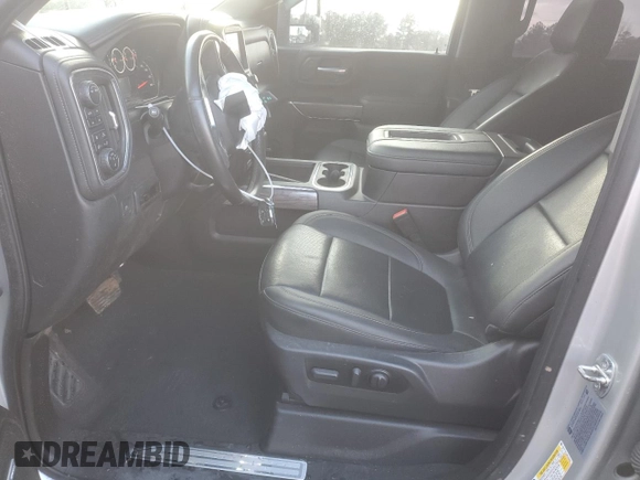 2022 Chevrolet Silverado 3500HD LTZ z VIN 1GC4YUEY1NF163633, wystawiony jako Copart lot #84660714 z przebiegiem 121 857 mil mil oraz Szkoda całkowita • Salvage title. Historia ofert i sprzedaży dostępna na DreamBid. Obrazek 7.