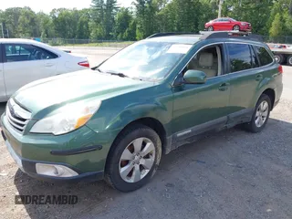 2010 Subaru Outback Limited Power Moon z VIN 4S4BRBKC5A3329256, wystawiony jako IAAI lot #42644568 z przebiegiem 142 197 mil mil oraz . Historia ofert i sprzedaży dostępna na DreamBid. Obrazek 2.