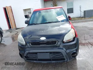 2011 Kia Soul + with VIN KNDJT2A21B7230986, listed as a IAAI auction lot 41683588 with 175,790 mi miles. Bid and sale history available at carsss.com. Image 6.