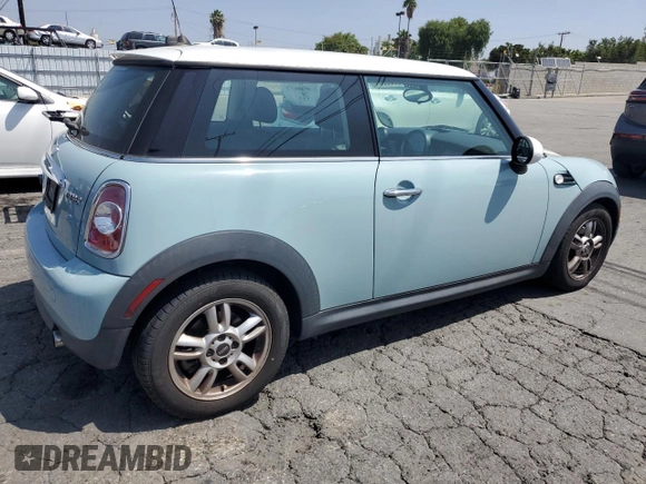 2012 MINI Hardtop with VIN WMWSU3C51CT543931, listed as a Copart auction lot 57533695 with 89,206 mi miles and Clean Title. Bid and sale history available at DreamBid. Image 3.