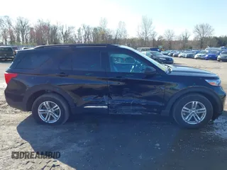 2022 Ford Explorer XLT z VIN 1FMSK8DH6NGB69225, wystawiony jako IAAI lot #41930344 z przebiegiem 24 936 mil mil oraz . Historia ofert i sprzedaży dostępna na DreamBid. Obrazek 13.