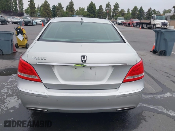 2013 Hyundai Equus Signature with VIN KMHGH4JH5DU062734, listed as a IAAI auction lot 42701207 with 97,413 mi miles and . Bid and sale history available at DreamBid. Image 16.