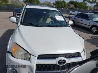 2011 Toyota RAV4 Ltd with VIN 2T3YF4DV0BW054041, listed as a IAAI auction lot 41647536 with 112,589 mi miles. Bid and sale history available at carsss.com. Image 12.