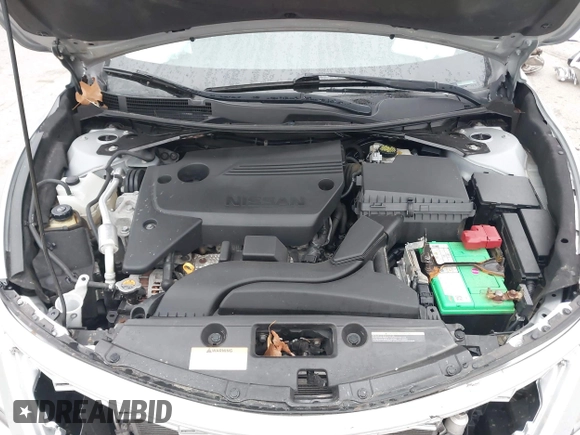 2015 Nissan Altima 2.5 S with VIN 1N4AL3AP6FC598178, listed as a IAAI auction lot 42012345 with 130,810 mi miles. Bid and sale history available at carsss.com. Image 10.