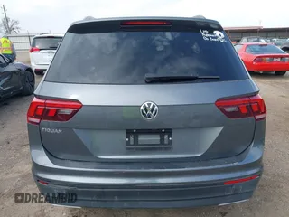 2019 Volkswagen Tiguan S с VIN 3VV1B7AX7KM013381, выставлен на аукционе IAAI как лот 41813840 с пробегом 89 258 миль миль и . История ставок и продаж доступна на DreamBid. Изображение 16.