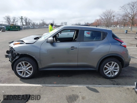 2015 Nissan Juke SV with VIN JN8AF5MVXFT553675, listed as a IAAI auction lot 41815944 with 100,000 mi miles and . Bid and sale history available at DreamBid. Image 15.