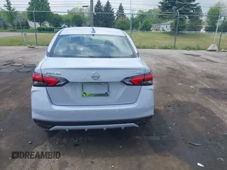 2024 Nissan Versa SV z VIN 3N1CN8EV1RL877066, wystawiony jako IAAI lot #42263312 z przebiegiem 6 081 mil mil oraz . Historia ofert i sprzedaży dostępna na DreamBid. Obrazek 16.
