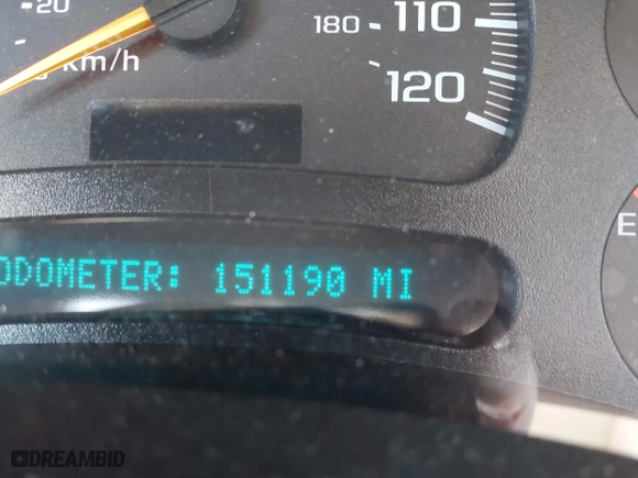 2005 Chevrolet Tahoe LT with VIN 1GNEK13T25R261555, listed as a IAAI auction lot 42060225 with 151,190 mi miles. Bid and sale history available at carsss.com. Image 7.