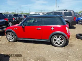 2003 MINI Hardtop S z VIN WMWRE33443TD60271, wystawiony jako IAAI lot #42129529 z przebiegiem 94 082 mil mil oraz . Historia ofert i sprzedaży dostępna na DreamBid. Obrazek 14.