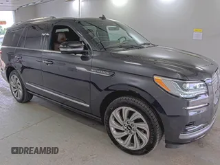 2022 Lincoln Navigator Reserve with VIN 5LMJJ2LT1NEL15170, listed as a IAAI auction lot 42832728 with 45,470 mi miles and . Bid and sale history available at DreamBid. Image 4.