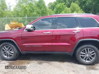 2017 Jeep Grand Cherokee Limited z VIN 1C4RJEBGXHC752018, wystawiony jako IAAI lot #42253593 z przebiegiem 127 721 mil mil oraz . Historia ofert i sprzedaży dostępna na DreamBid. Obrazek 14.