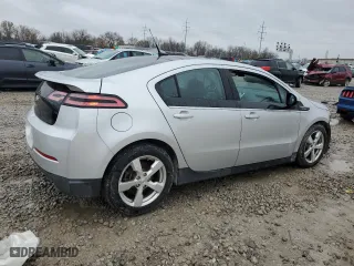 2011 Chevrolet Volt with VIN 1G1RC6E44BU103410, listed as a Copart auction lot 81712964 with 62,243 mi miles and Salvage Title. Bid and sale history available at carsss.com. Image 3.