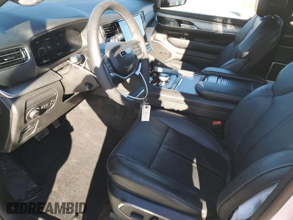 2023 Jeep Wagoneer Series II Carbide with VIN 1C4SJVBP3PS559313, listed as a Copart auction lot 87649695 with 15,837 mi miles and Salvage title. Bid and sale history available at DreamBid. Image 7.