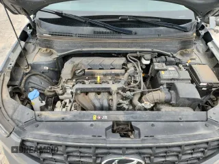 2022 Hyundai Venue SE with VIN KMHRB8A30NU141607, listed as a Copart auction lot 63023035 with 59,676 mi miles and Salvage title. Bid and sale history available at DreamBid. Image 12.