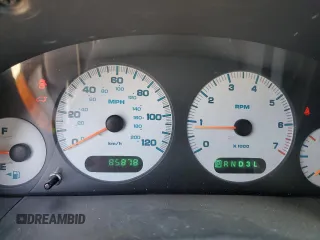 2003 Dodge Grand Caravan z VIN 2D4GP74L73R111228, wystawiony jako Copart lot #57905155 z przebiegiem 85 878 mil mil oraz Czysty tytuł • Clean title. Historia ofert i sprzedaży dostępna na DreamBid. Obrazek 9.