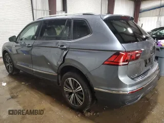 2024 Volkswagen Tiguan Wolfsburg Edition z VIN 3VVAB7AX0RM218695, wystawiony jako Copart lot #60689715 z przebiegiem 4 030 mil mil oraz Szkoda całkowita • Salvage title. Historia ofert i sprzedaży dostępna na DreamBid. Obrazek 2.