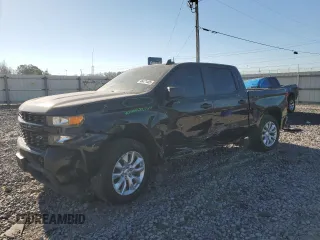 2020 Chevrolet Silverado 1500 Custom with VIN 3GCPWBEK0LG184925, listed as a Copart auction lot 46471405 with 141,913 mi miles and Salvage Title. Bid and sale history available at carsss.com. Image 1.