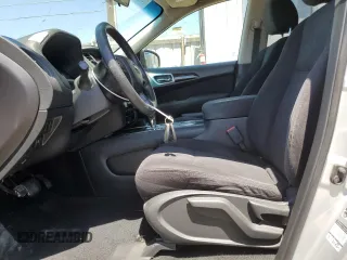 2015 Nissan Pathfinder SV с VIN 5N1AR2MN5FC652241, выставлен на аукционе Copart как лот 61273985 с пробегом 215 837 миль миль и Чистый • Clean title. История ставок и продаж доступна на DreamBid. Изображение 7.