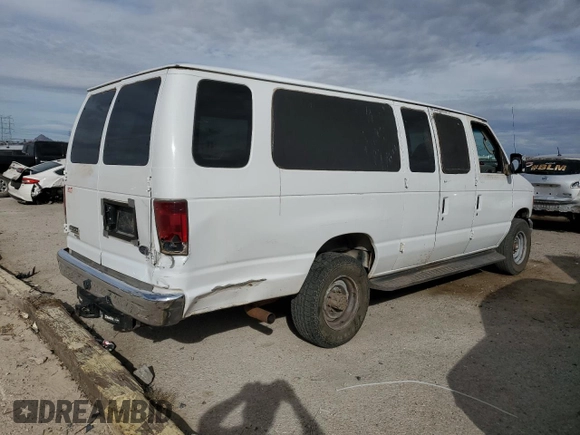 2006 Ford Econoline Passenger XL with VIN 1FBSS31L06DB13059, listed as a Copart auction lot 44926645 with 298,894 mi miles and Salvage Title. Bid and sale history available at carsss.com. Image 3.