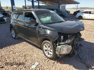 2020 Kia Soul LX with VIN KNDJ23AU5L7123709, listed as a Copart auction lot 46847435 with 84,807 mi miles and Salvage Title. Bid and sale history available at carsss.com. Image 4.