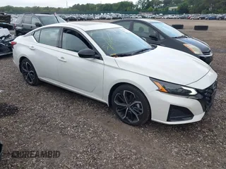 2024 Nissan Altima SR with VIN 1N4BL4CV6RN407857, listed as a IAAI auction lot 42712586 with 7,878 mi miles and . Bid and sale history available at DreamBid. Image 1.