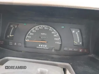 1993 Isuzu Pickup S z VIN 4S1CL11L7P4207354, wystawiony jako IAAI lot #41237021 z przebiegiem 192 502 mil mil oraz . Historia ofert i sprzedaży dostępna na DreamBid. Obrazek 7.