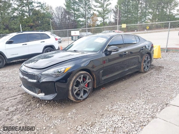 2019 Kia Stinger GT with VIN KNAE35LC7K6070754, listed as a IAAI auction lot 40960487 with 75,399 mi miles. Bid and sale history available at carsss.com. Image 2.