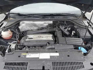 2013 Volkswagen Tiguan SE with VIN WVGAV7AX9DW547633, listed as a IAAI auction lot 42009704 with 51,826 mi miles and . Bid and sale history available at DreamBid. Image 10.