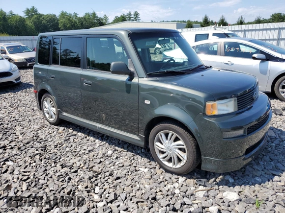 2004 Scion xB with VIN JTLKT324X40166537, listed as a Copart auction lot 66053304 with 125,568 mi miles and Clean Title. Bid and sale history available at DreamBid. Image 4.