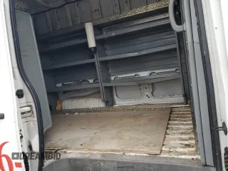 2017 Nissan NV Cargo SV z VIN 1N6BF0LY9HN807928, wystawiony jako Copart lot #60340275 z przebiegiem 133 501 mil mil oraz Szkoda całkowita • Salvage title. Historia ofert i sprzedaży dostępna na DreamBid. Obrazek 10.