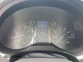2019 Lexus GX 460 z VIN JTJBM7FX9K5234831, wystawiony jako Copart lot #55863505 z przebiegiem 37 107 mil mil oraz Szkody całkowita. Historia ofert i sprzedaży dostępna na DreamBid. Obrazek 9.