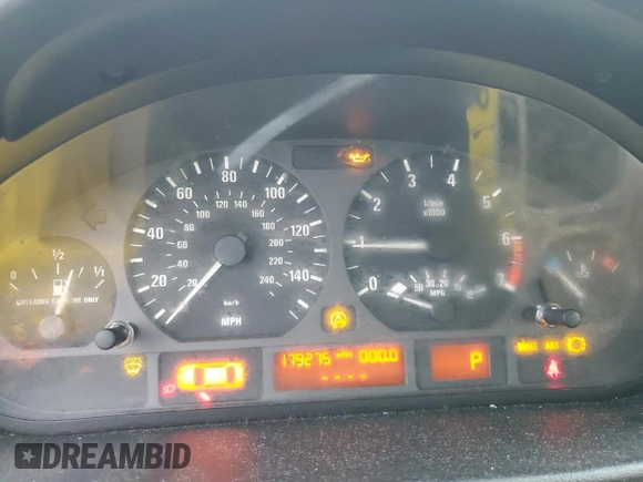 2002 BMW 3 Series 325xi with VIN WBAEU33462PF68483, listed as a Copart auction lot 82304824 with 179,275 mi miles and Salvage title. Bid and sale history available at DreamBid. Image 9.