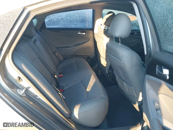 2013 Hyundai Sonata SE with VIN 5NPEC4AC2DH603893, listed as a IAAI auction lot 40996294 with 124,954 mi miles. Bid and sale history available at carsss.com. Image 8.